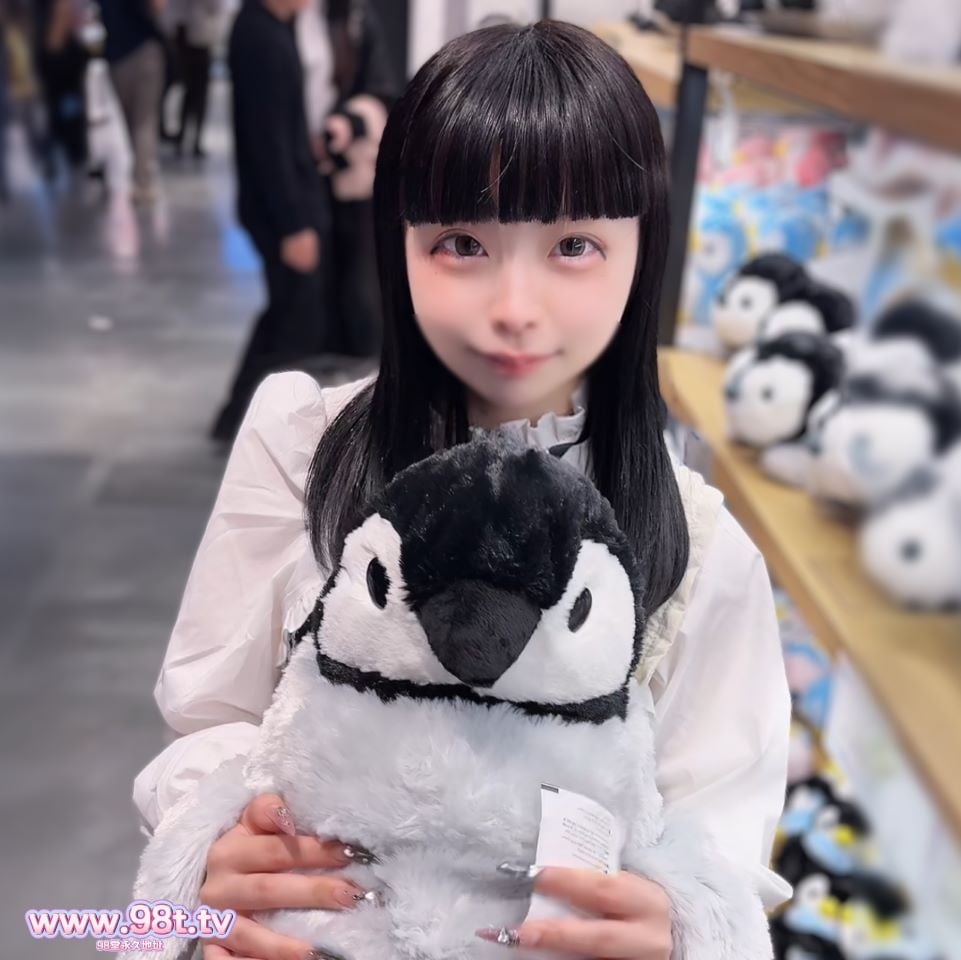 FC2PPV-4687524-148㎝圧倒的ろ〇の18歳ｺﾝｶﾌｪ嬢。汗たっぷりの巨根にﾒｽ顔発令。発情した膣に2度