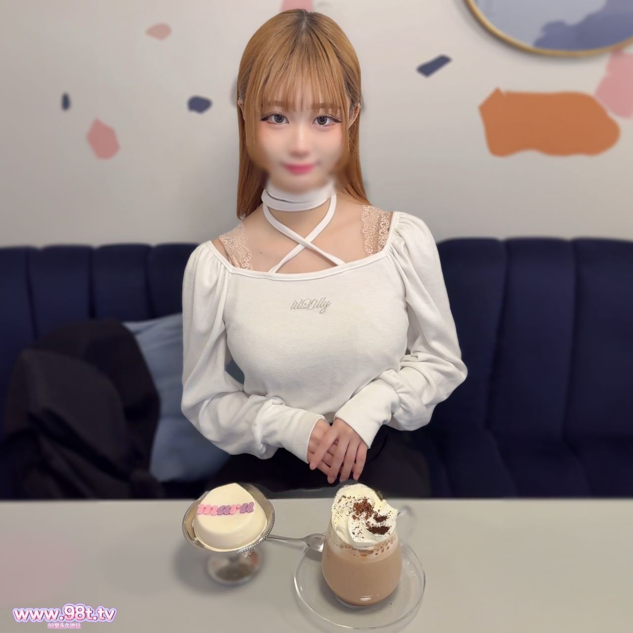 FC2PPV-4666067-【天真爛漫】笑顔が可愛い**地下ｱｲﾄﾞﾙのピンク担当のめるる。超絶神bodyの