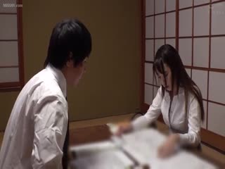 AP-764用深喉恶魔给吵闹的女老板闭嘴我的错误是我的下属属下的功劳是他自己的一个被激怒的女老板忍耐极限金金的大公鸡...