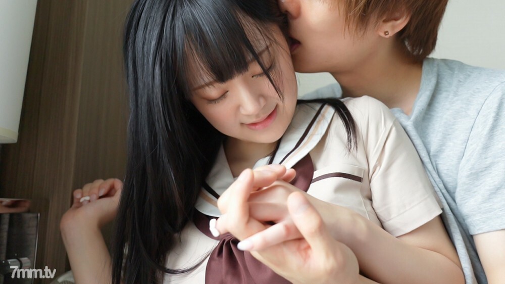 816-SUZU-01黑发丰满女孩制服蚀刻珠洲