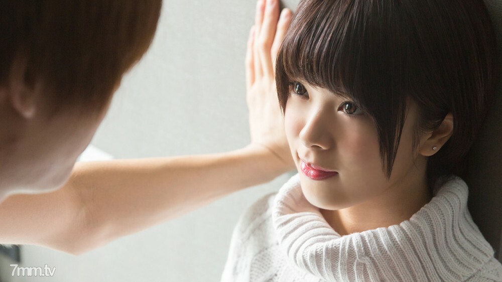 679-RIN-01娇小的捷径美少女和HRin