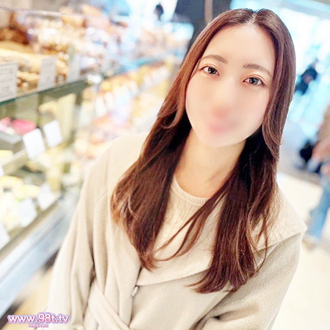 FC2PPV-4656542-京風はんなり美人のウェブデザイナーがクリちゃん刺激されパイパンマンコが大洪水\!