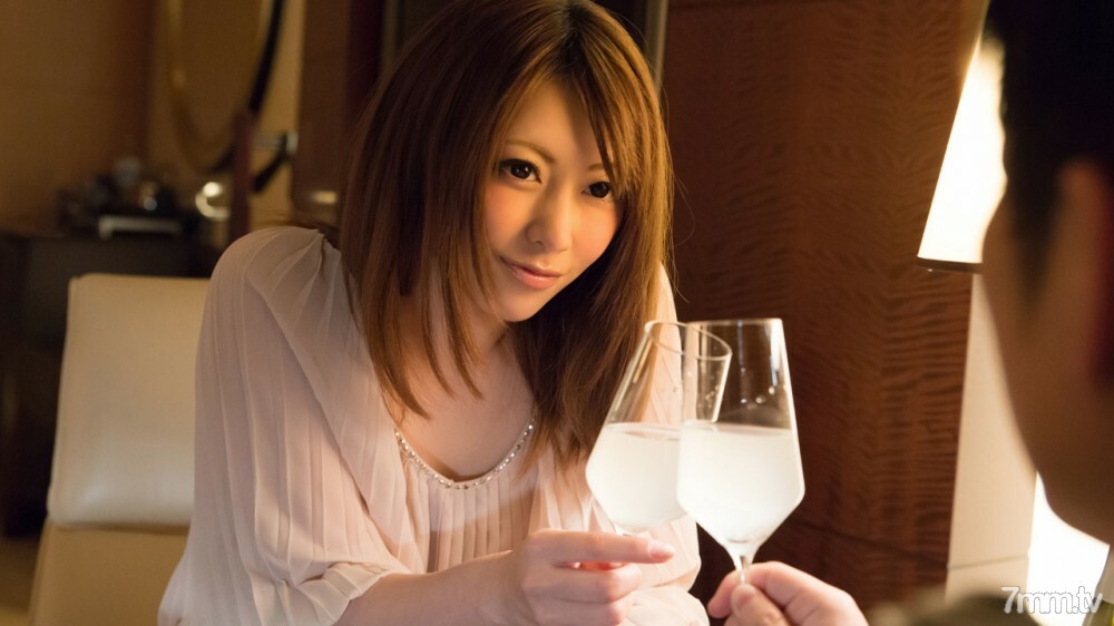 300-AYU-08SEXAyu以醉酒的势头邀请