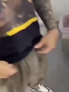 調教女友衛生間4P後入狂操表情超享受 -