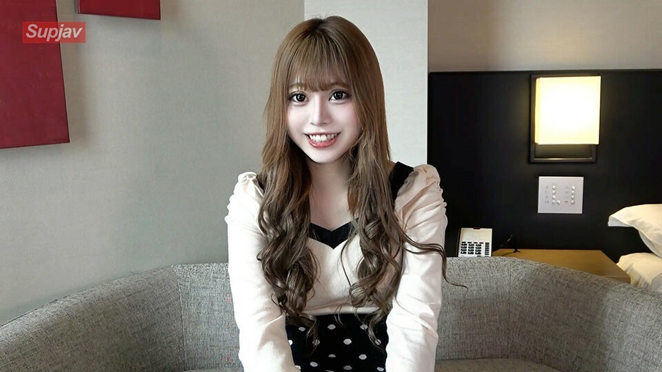 FC2-PPV-2507065无限量100张29801480ptOFF某杂志readingmo入围者好久没来了一如既往的可爱微笑和淫荡性爱评论奖金高品质版本