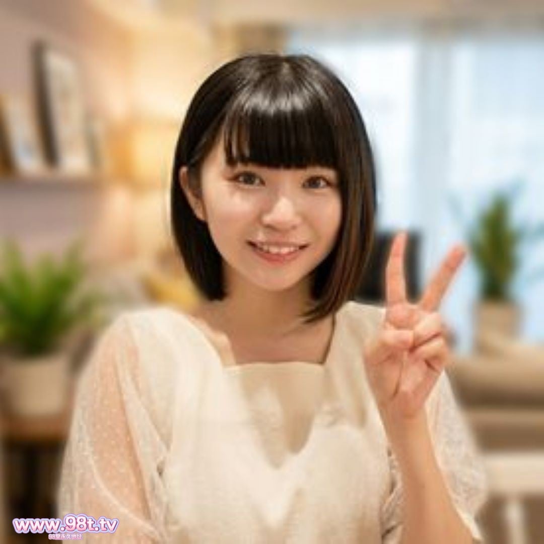 FC2PPV-4884922- 春から上京デビュー！田舎から出てきたばかりの真面目なショート美女に20センチ越えの巨根